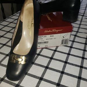 Vintage Salvatore Ferragamo womens shoe